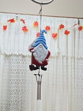 NWT Gnome Wind Chime Small Metal Outdoor Rustic Garden Trend Decor Whimsigoth
